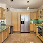 Villa 3 Bedroom With Sea Views And Private Pool *